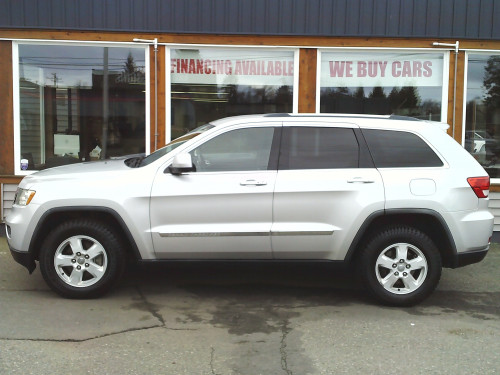 Pre-Owned 2011 Jeep Grand Cherokee